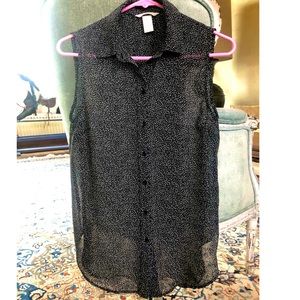 H&M navy blue speckled rayon button up blouse